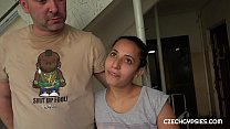 free настоящая чехская цыганка мы встретили настоящую цыганку в грязном многоквартирном доме они показали нам как free
