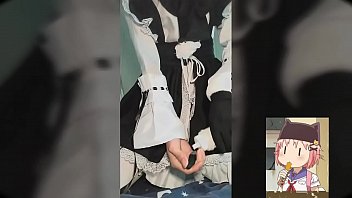 free 裏庭で遊ぶ女性と男の子 free
