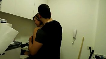 free я пошел к моему другу и встречался с теткой шлюхой и я дал ее впечатляющий трах free