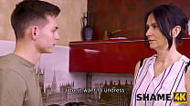 free shame4k мать друзей старшего возраста позволяет своему приятелю долбить ее пока она не кончит free