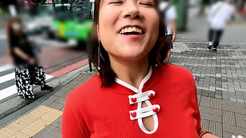 free 아내에게 말하지 않고 h컵의 거유미녀와 바람피운 섹스 그녀의 큰 가슴은 나를 성욕으로 만듭니다 통통한 몸매가 섹시하다 나는 고무없이 원시 섹스를했습니다 일본 아마추어 집에서 만든 포르노 free