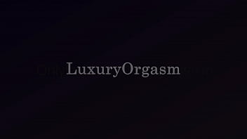 free foking i excite my girlfriend so that she comes from her fingers orgasms moans free