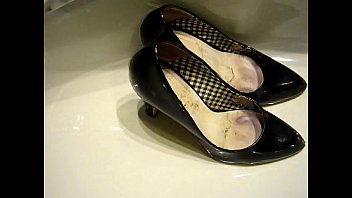free xxxxx office pumps piss free