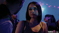 free шмель с маленьким членом khloe kay занимается сексом с байкером после их встречи в баре free
