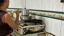 free друг моего парня наблюдает за мной пока я тренируюсь и я решила пригласить его трахнуть меня free