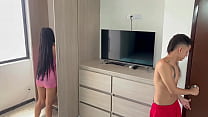 free моя прекрасная сводная сестра ищет одежду в шкафу и я пользуюсь случаем чтобы съесть эту вкусную задницу free