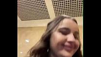 free няшка сквиртанула в публичном туалете с дилдо в прямом эфире кончила free