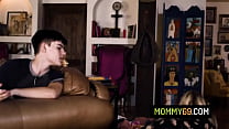 free горячая блондинкамачеха мона уэльс просит пасынка трахнуть ее в задницу раком free