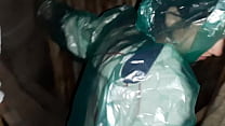 free незнакомка попросила меня переждать дождь в моем сарае и в знак благодарности довела меня до оргазма lesbian free