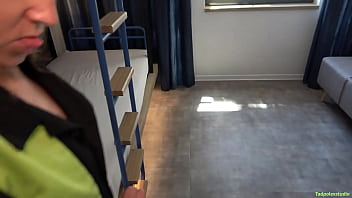 free запретное развлечение в будапеште соседи по спальне головастик и джина тайно трахаются free