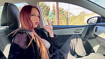 free итальянская горячая сексуальная милф артемизия лав большие сиськи сверкают в машине курение фетиш в машине free