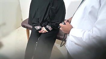 free doctor checking hijab ladys boobs in hospital free